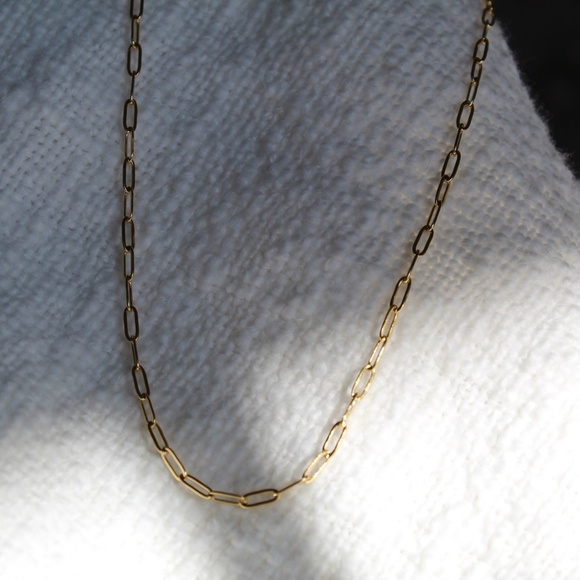 Gold Paper Clip Choker Necklace - Picture 4 of 7